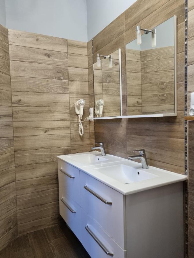 Apartamenty Patria クラクフ エクステリア 写真
